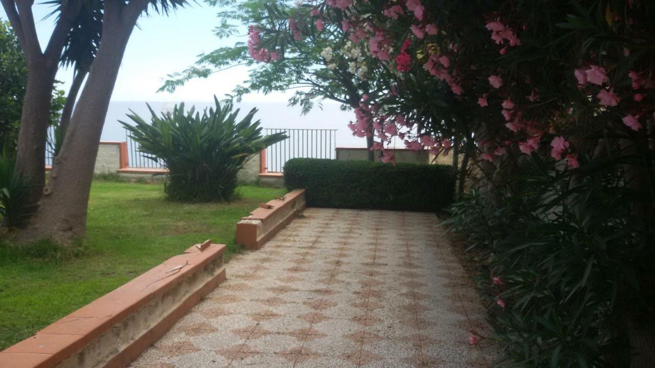 Casa Di Poseidone Villa Brucoli Eksteriør billede